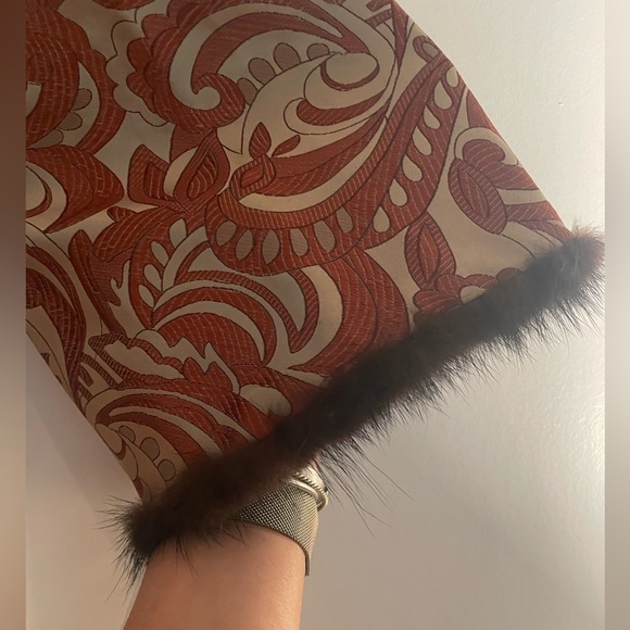 Grace Chuang 100% Silk Orange and Gold Brocade Coat - Picture 7 of 11